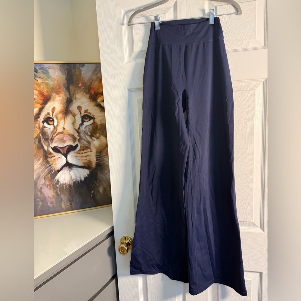 Navy Wide-Leg High-Waist Workout Pants